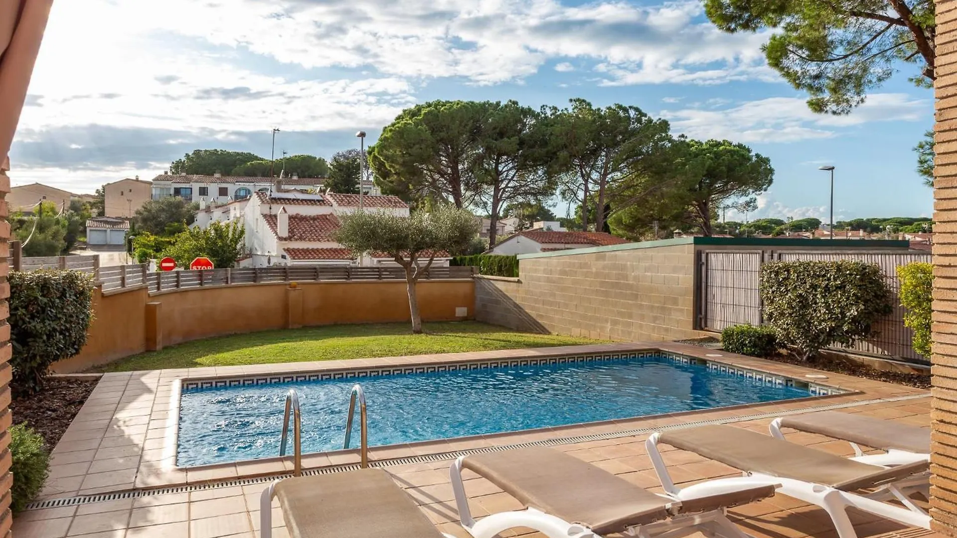 Casa Ancora Villa L'Escala Holiday home