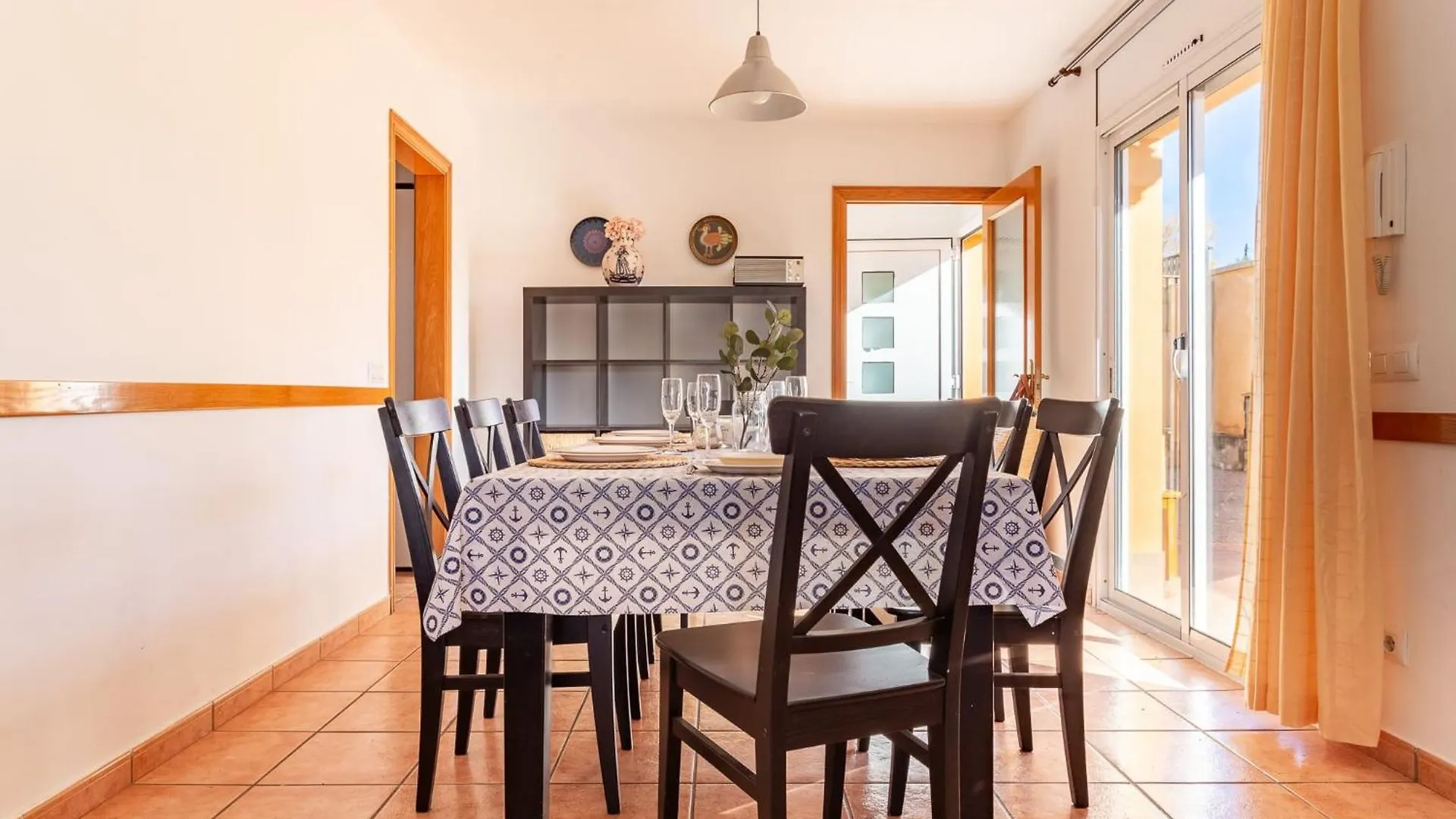 Casa Ancora Villa L'Escala 0*,